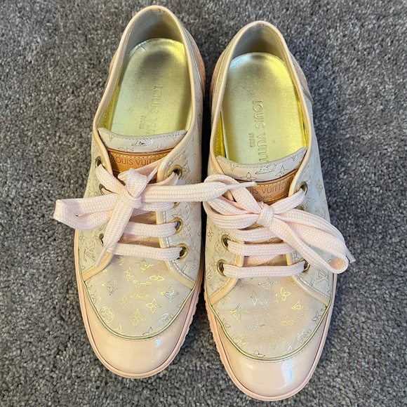 Louis Vuitton Patent Sneaker Pink Suede - Picture 6 of 7